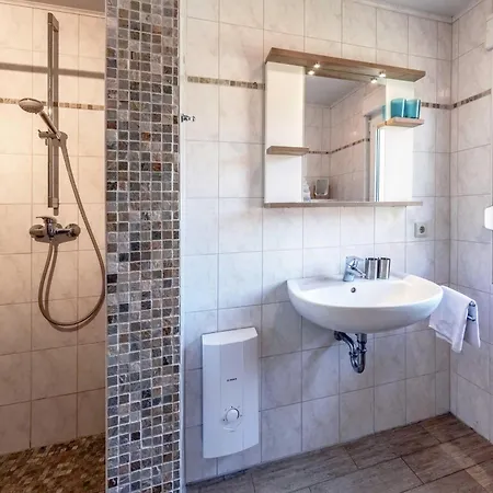 Moewenkieker Mit Terrasse Im 度假居